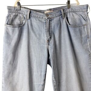 Levi's 515 Capri Denim Women 16 Light‎ Wash Cuffed Stretch Cropped Jeans